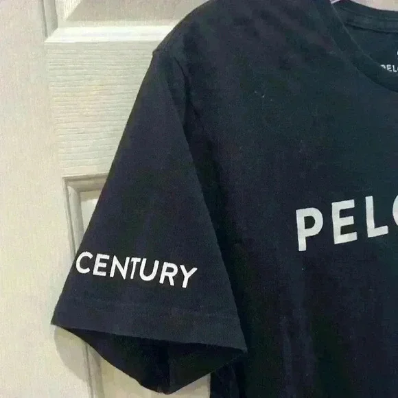 Peloton Crop Tee. Size S - Picture 2 of 6